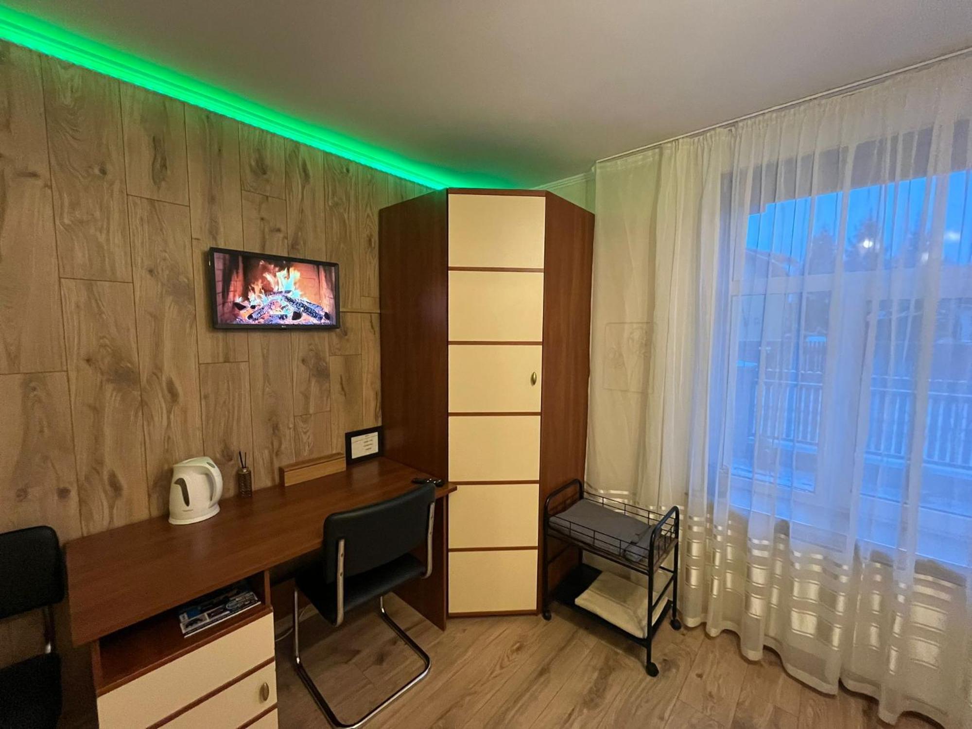 Room In A Private House 5 Min From Airport Riga Exteriör bild