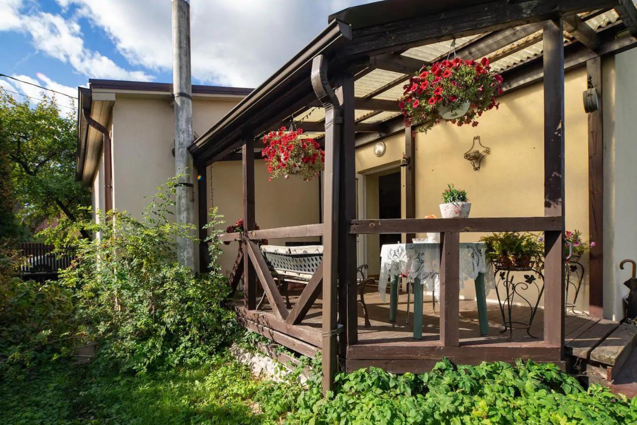 Room In A Private House 5 Min From Airport Riga Exteriör bild